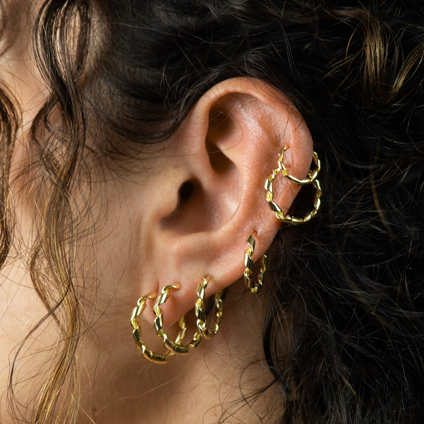 Midi Twist Hoop - Unit