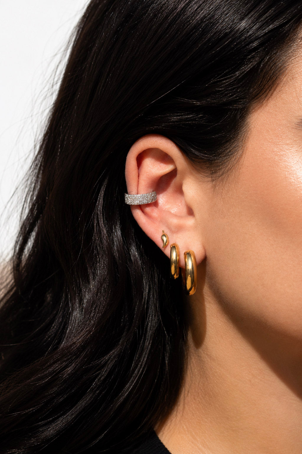 Silver Pokla Earcuff
