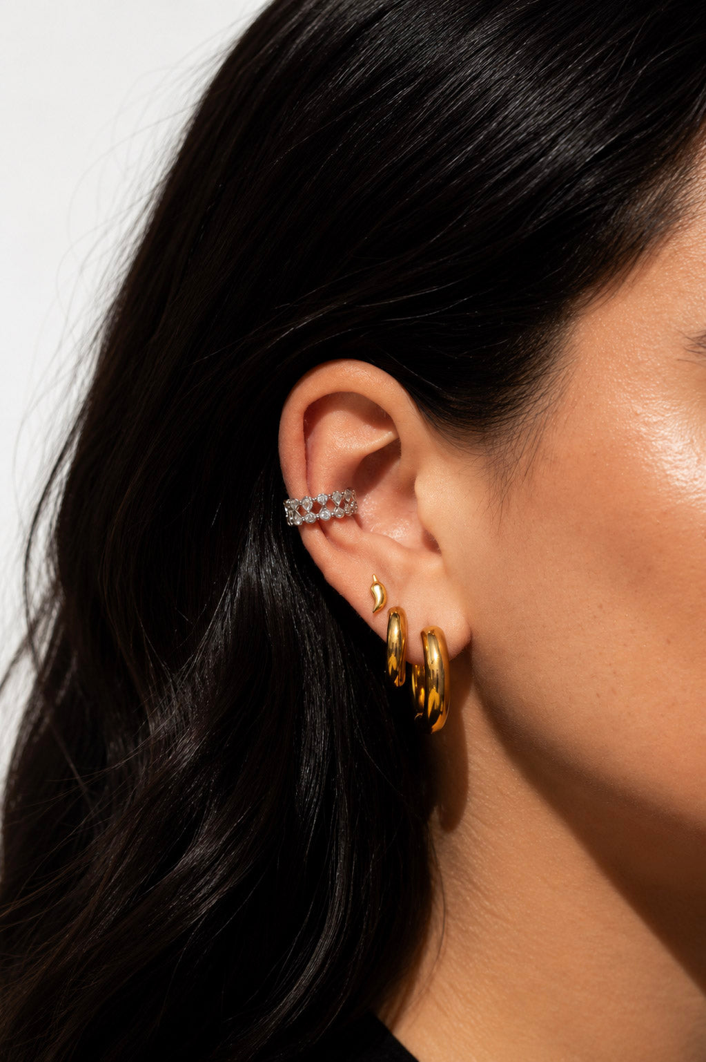 Silver Lily Earcuff