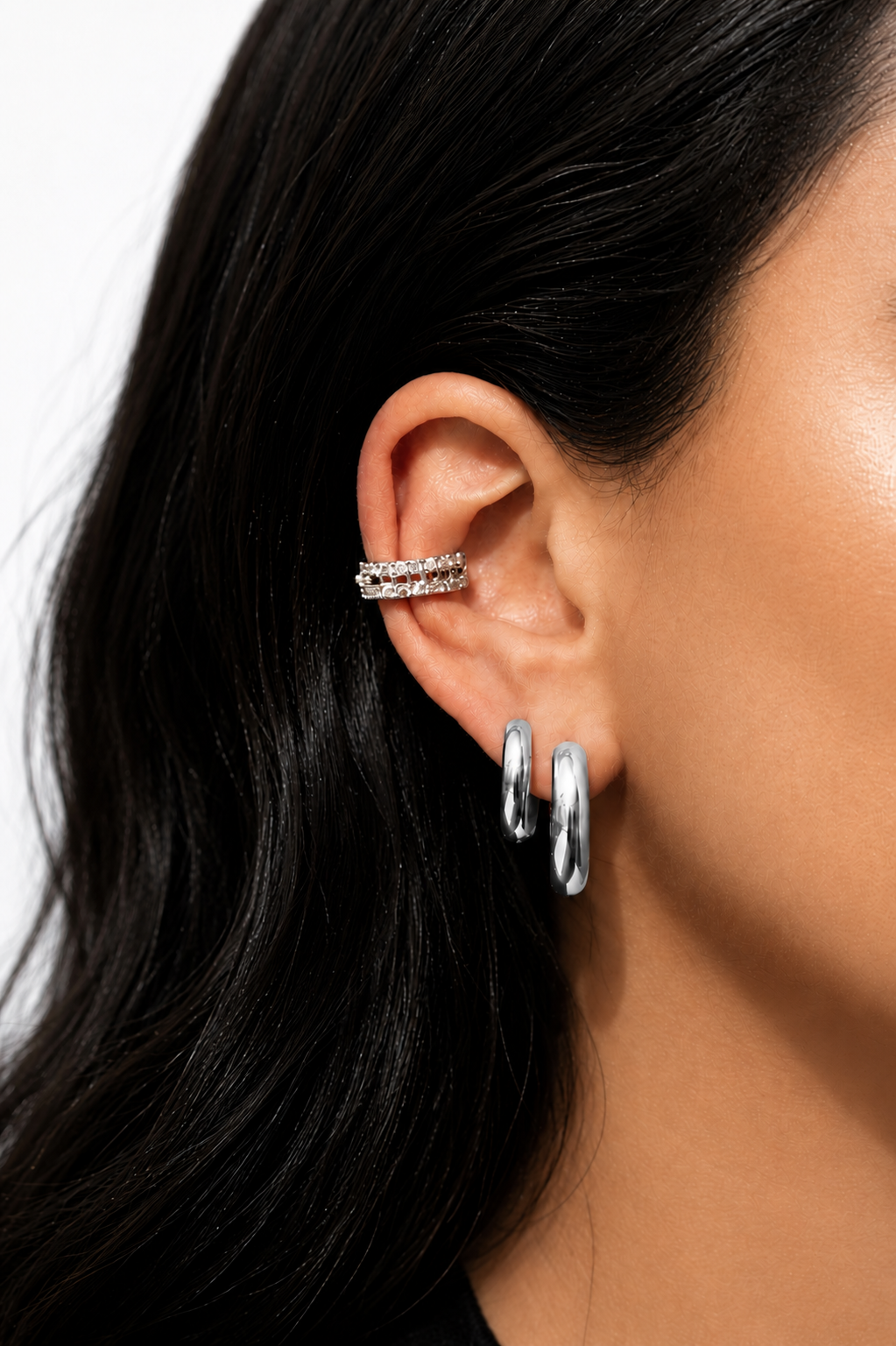 Silver Solis Earcuff