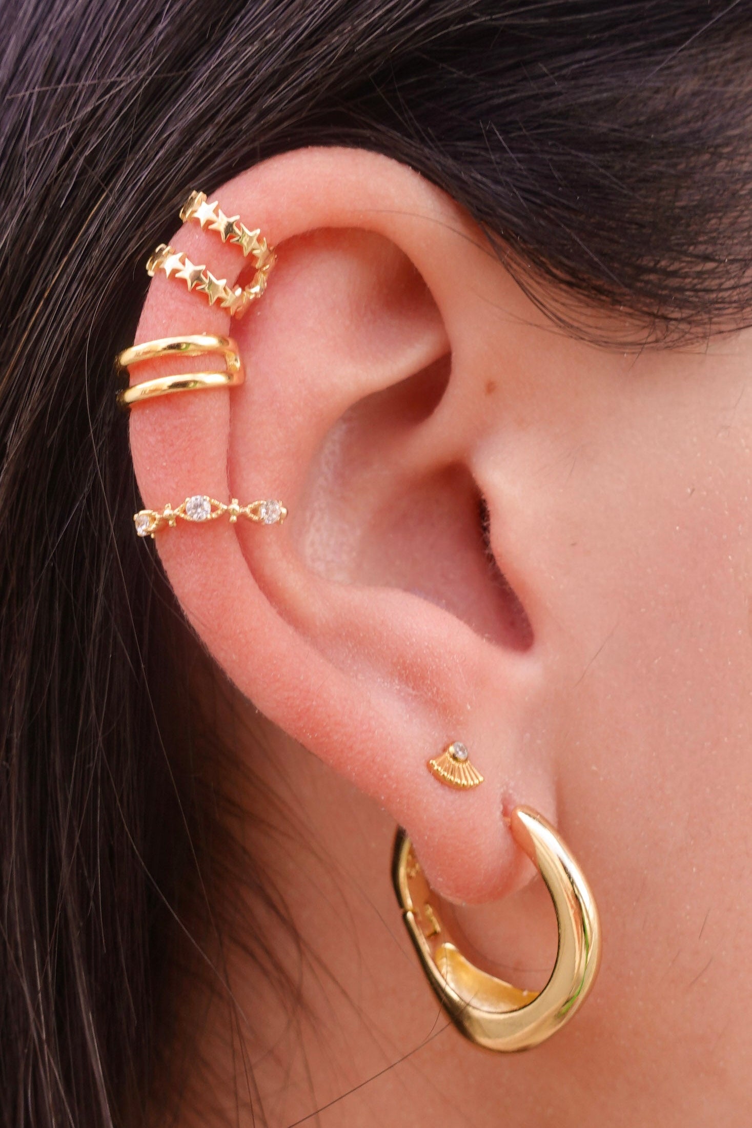 Eva Earcuff