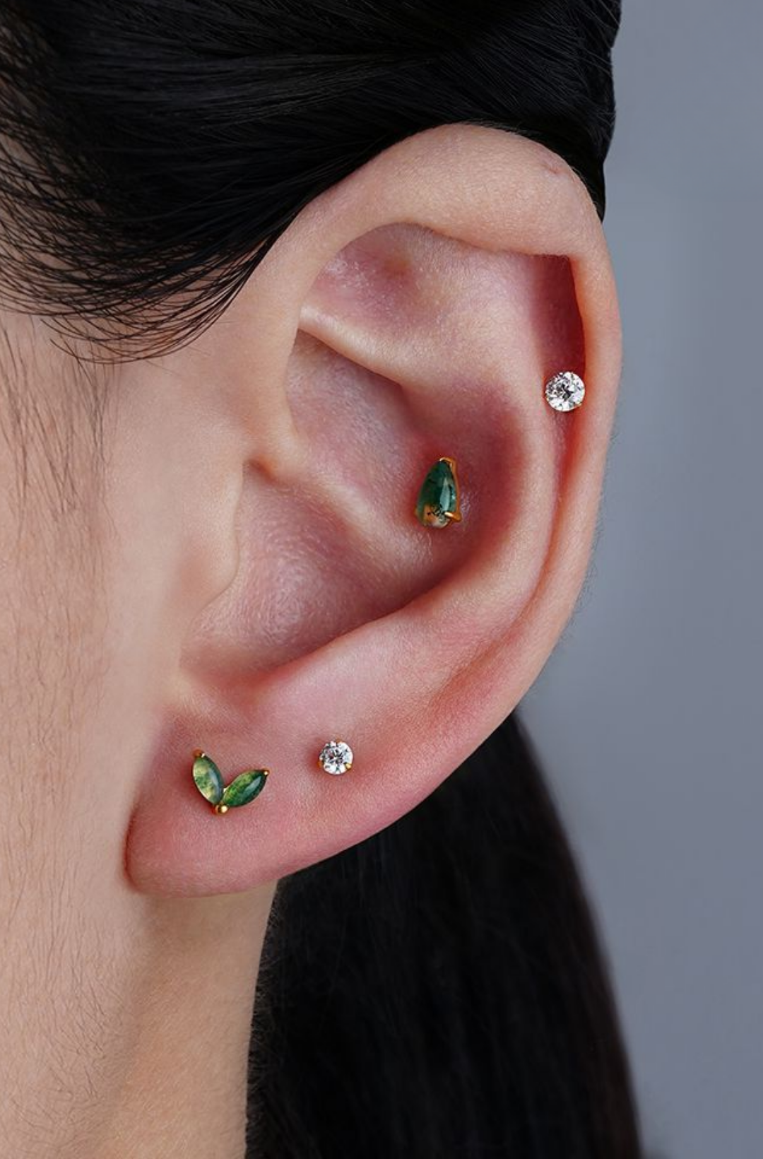 Moss Agathe Larme Titanium Piercing