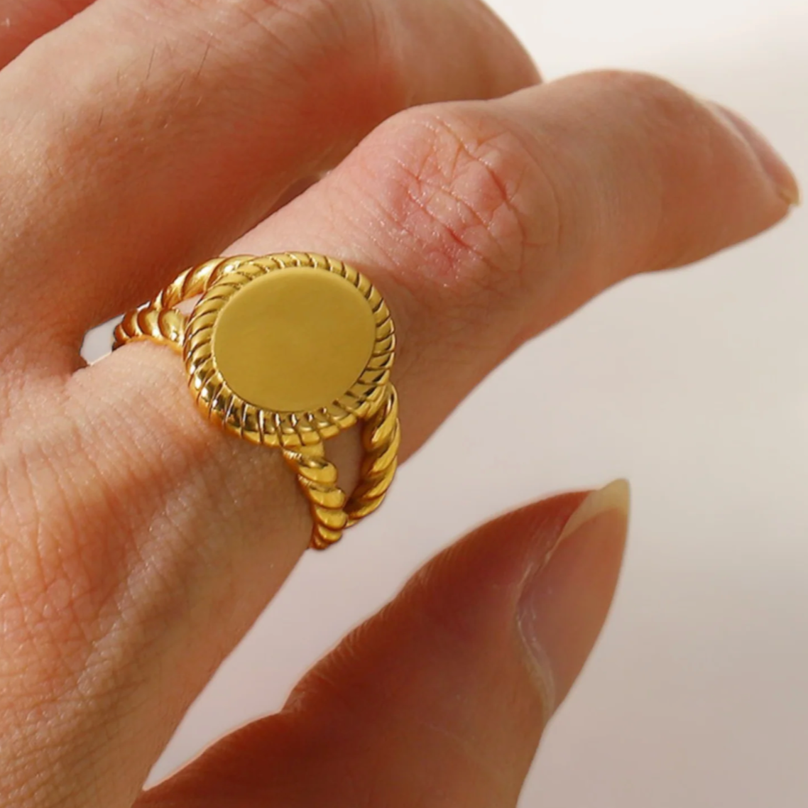Sarah Ring