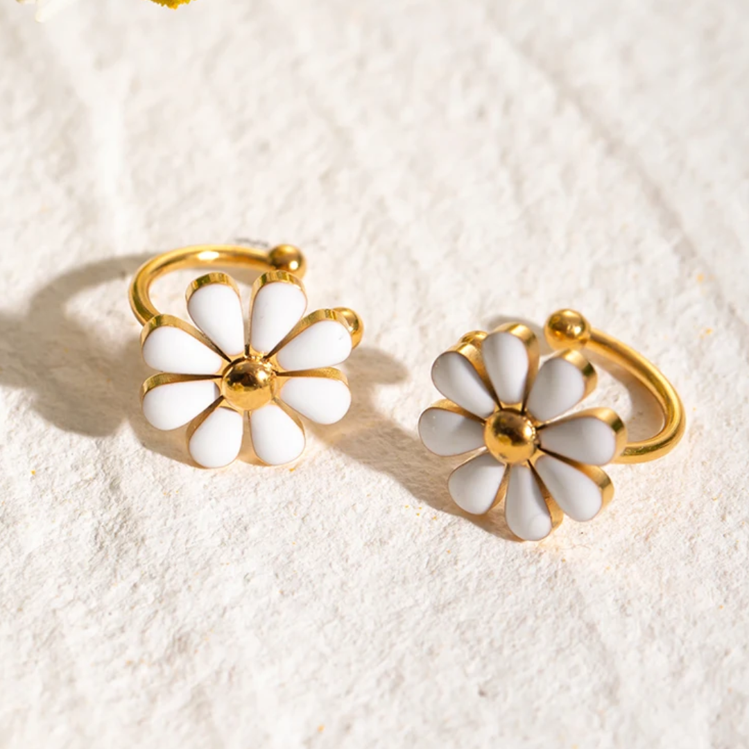 Daisy Earcuff