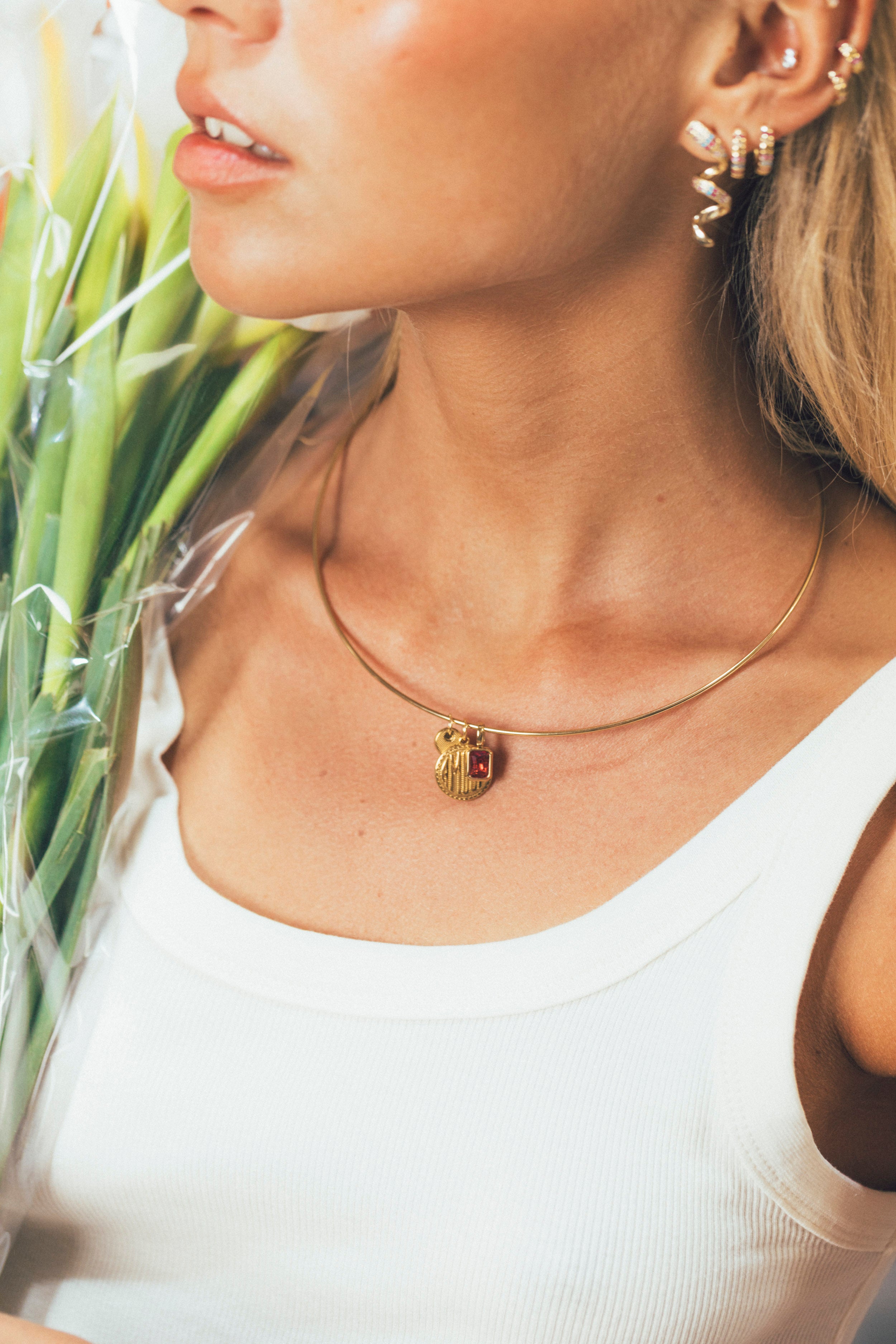 Crave Chocker