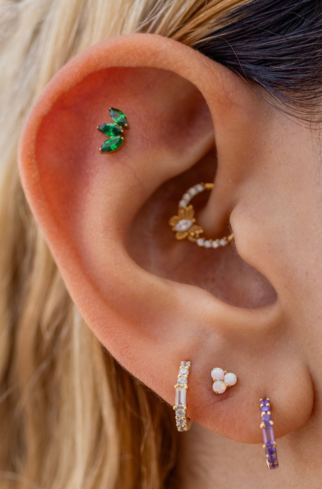 Tri Moonstone Titanium Piercing