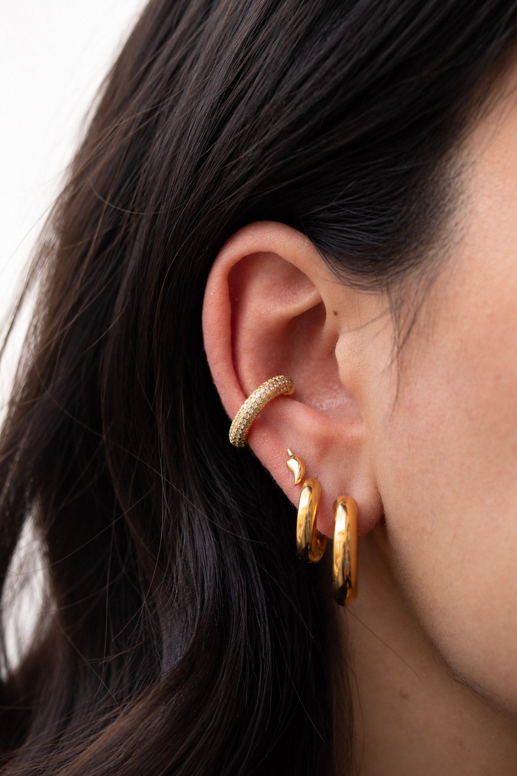 Crystal Benedetta Earcuff
